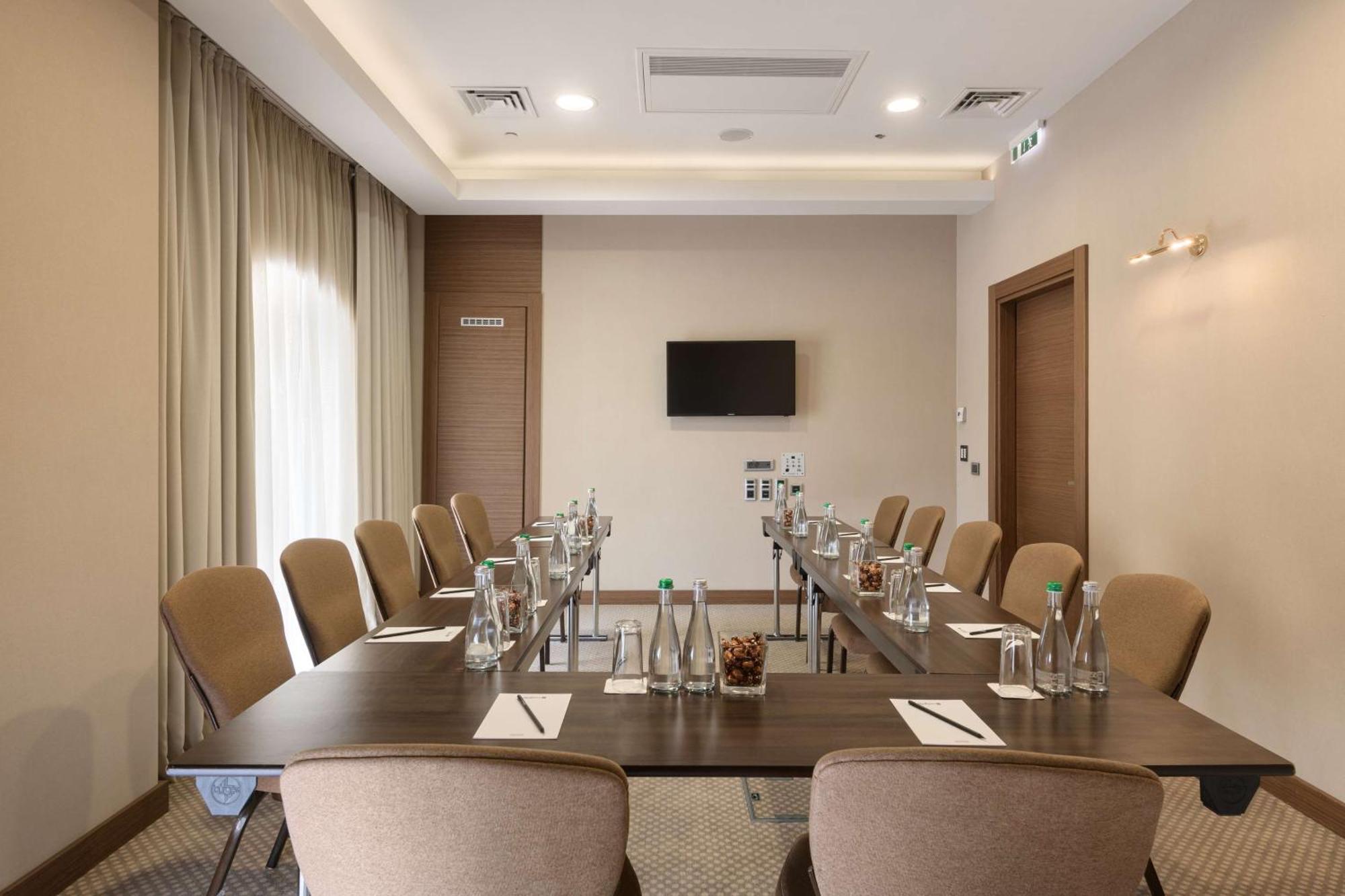 Radisson Blu Hotel, Kyiv Podil City Centre Eksteriør bilde